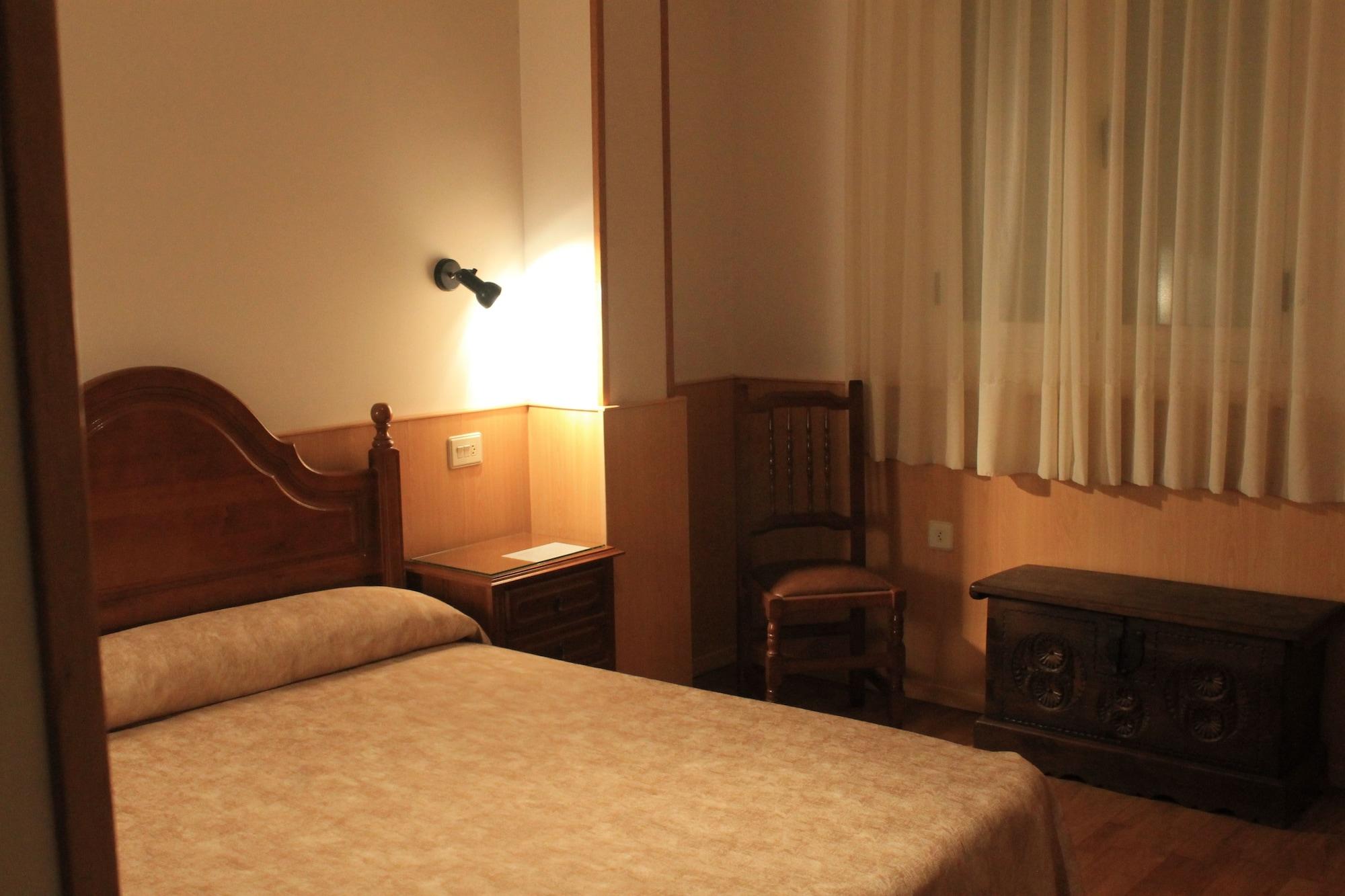 Hotel Los Perales 푸에블라 데 사나브리아 외부 사진