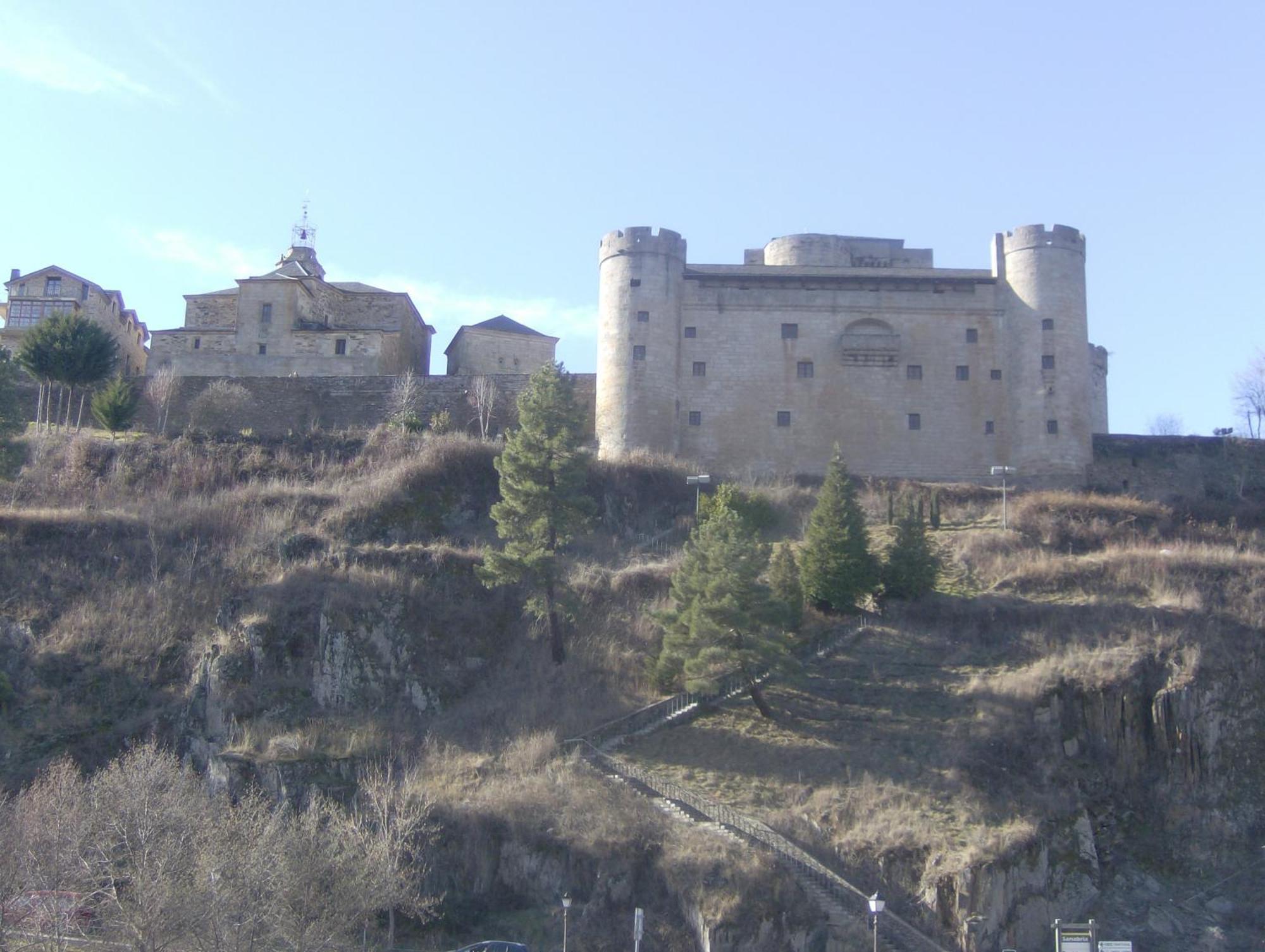 Hotel Los Perales 푸에블라 데 사나브리아 외부 사진