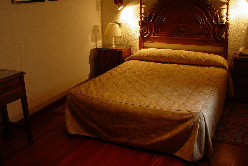 Hotel Los Perales 푸에블라 데 사나브리아 외부 사진